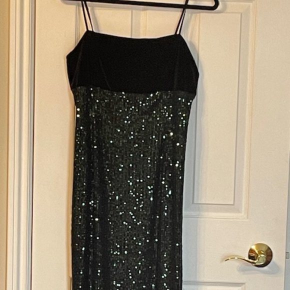Evening Dress - Picture 5 of 5